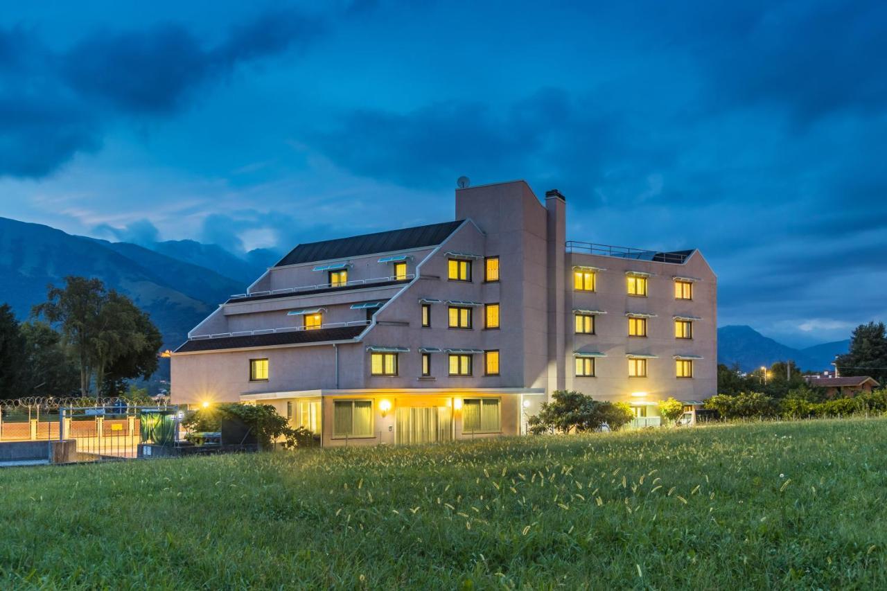 Aviano Palace Hotel Εξωτερικό φωτογραφία